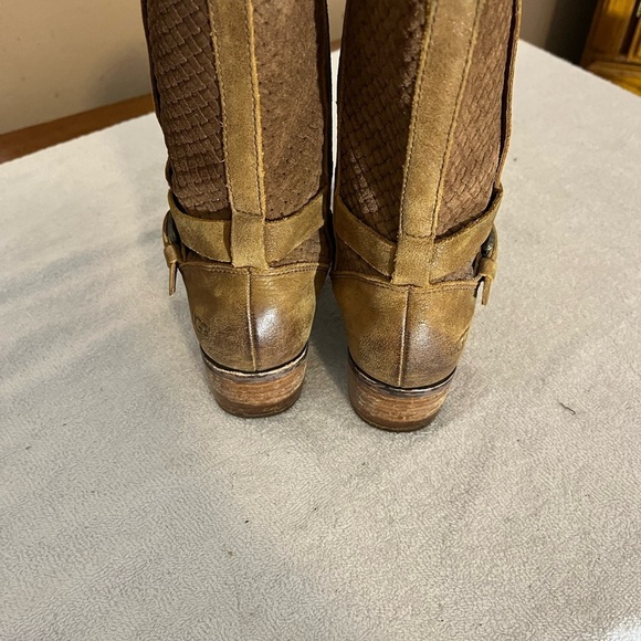 Ugg Australia Lulu Mae Boots Sz 6 1/2 - Picture 5 of 12